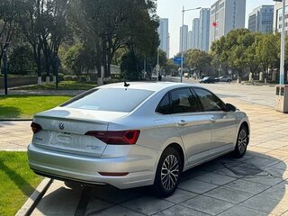 2021 Volkswagen Jetta VII Рестайлинг, серебристый, 1700000 рублей, вид 5
