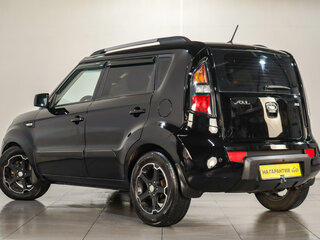 2010 Kia Soul I, чёрный, 729000 рублей, вид 4