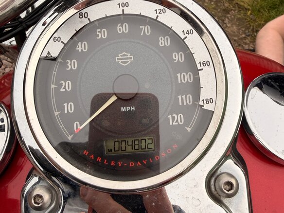 2012 Harley-Davidson Dyna Switchback, красный, 1890000 рублей - вид 2