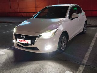 2015 Mazda Demio IV (DJ), белый, 970000 рублей, вид 2