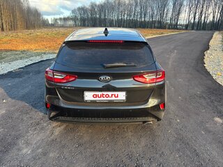 2018 Kia Ceed III, чёрный, 1520000 рублей, вид 4