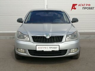 2012 Skoda Octavia II (A5) Рестайлинг, серебристый, 820000 рублей, вид 2