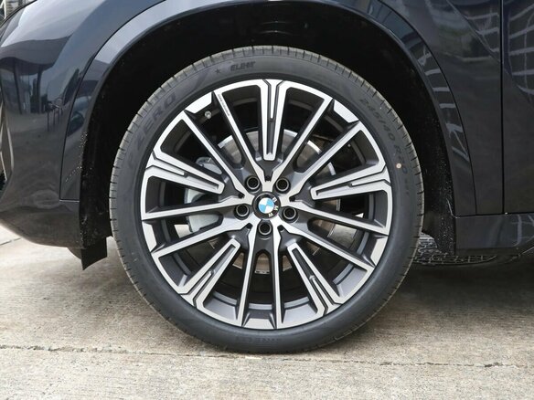 2026 BMW X1 Long 25Li xDrive III (U11/U12), чёрный, 5530000 рублей - вид 6