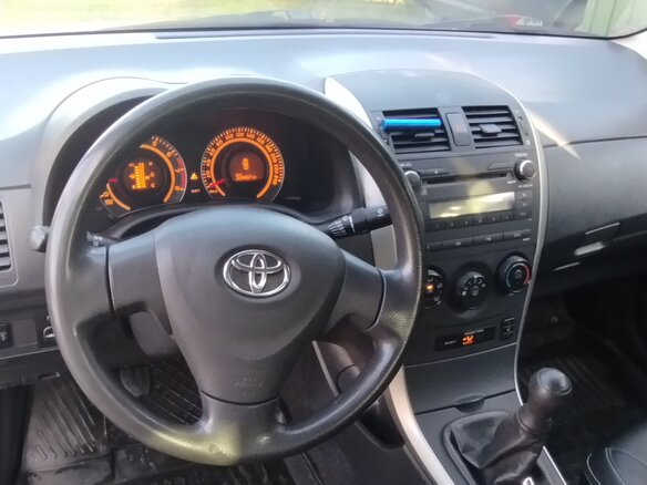 2008 Toyota Corolla X (E140, E150), чёрный, 680000 рублей - вид 2