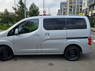 2020 Nissan NV200, серебристый, 2300000 рублей, вид 2