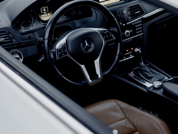 2012 Mercedes-Benz E-Класс 200 7G-Tronic IV (W212, S212, C207), белый, 1399000 рублей - вид 12