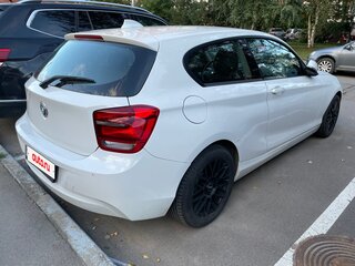 2013 BMW 1 серии 116i II (F20/F21), белый, 1199000 рублей, вид 5