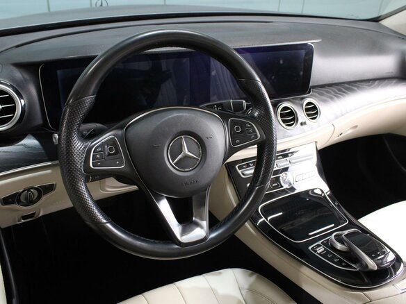 2016 Mercedes-Benz E-Класс 200 V (W213, S213, C238), красный, 2880000 рублей - вид 5