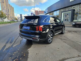 2022 Kia Sorento IV, чёрный, 3690000 рублей, вид 4