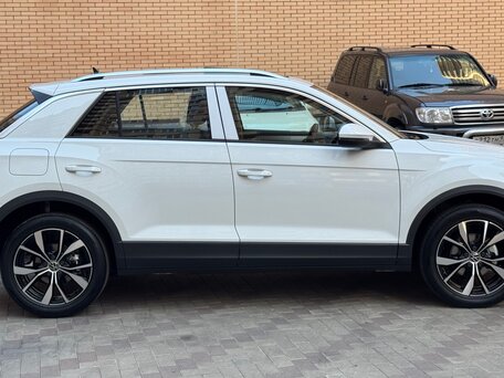 2026 Volkswagen T-Roc I (China Market) Рестайлинг, белый, 2499999 рублей, вид 4