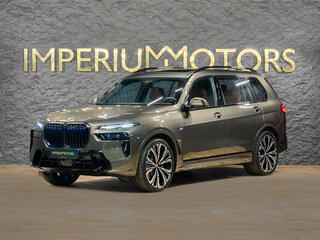 2026 BMW X7 40d I (G07) Рестайлинг, золотистый, 18990000 рублей, вид 1
