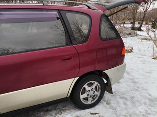 1998 Toyota Ipsum I (M10), красный, 501000 рублей, вид 5