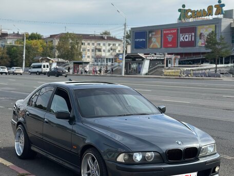 2001 BMW 5 серии 530i IV (E39) Рестайлинг, серый, 950000 рублей, вид 2