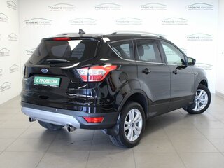 2017 Ford Kuga II Рестайлинг, чёрный, 1750000 рублей, вид 2
