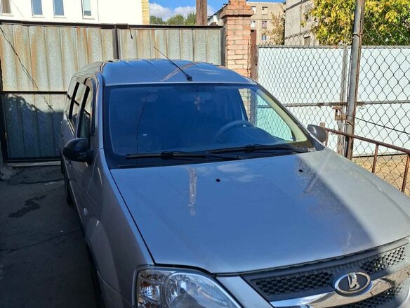 2014 Lada (ВАЗ) Largus I, серебристый, 650000 рублей - вид 1