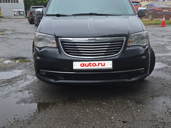 2014 Chrysler Voyager Grand V Рестайлинг, чёрный