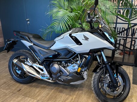 2025 Honda NC 750X, серый, 1450000 рублей, вид 1