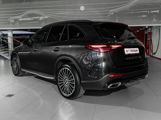 2026 Mercedes-Benz GLC 220 d II (X254), серый, 11300000 рублей, вид 4