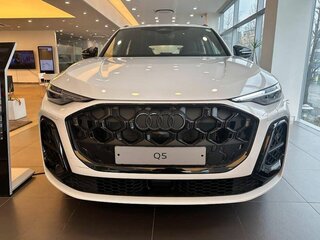 2026 Audi Q5 40 TDI III (GU), белый, 8290000 рублей, вид 1