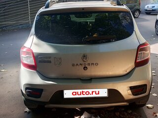 2015 Renault Sandero Stepway II, серый, 800000 рублей, вид 3