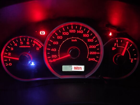 2010 Subaru Impreza XV III, красный, 1200000 рублей - вид 4