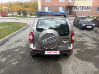 2016 Chevrolet Niva I Рестайлинг, серый, 850000 рублей, вид 4