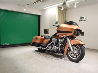 2008 Harley-Davidson Road Glide, золотистый, 798000 рублей, вид 3