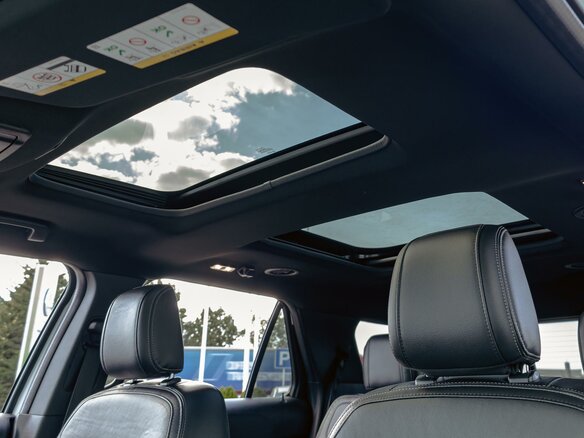 2018 Ford Explorer V Рестайлинг, белый, 2335000 рублей - вид 35