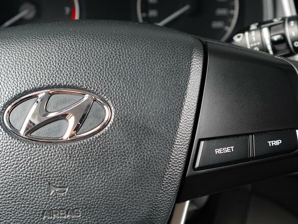 2017 Hyundai Creta I, коричневый, 1629000 рублей - вид 14