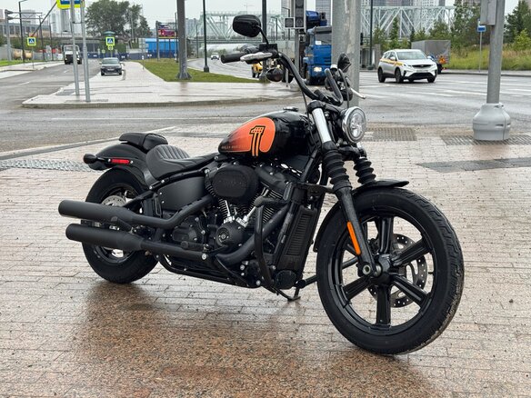 2022 Harley-Davidson Street Bob, чёрный, 1340000 рублей