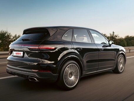2018 Porsche Cayenne III, чёрный, 5290000 рублей, вид 2