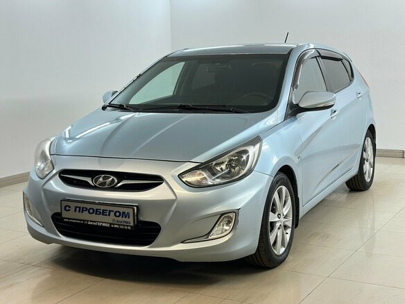 2012 Hyundai Solaris I, серый, 805000 рублей