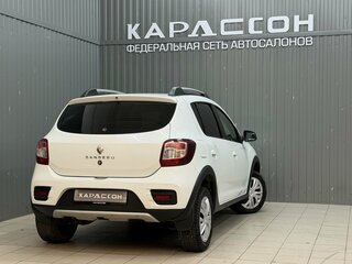 2019 Renault Sandero Stepway II Рестайлинг, белый, 930000 рублей, вид 2
