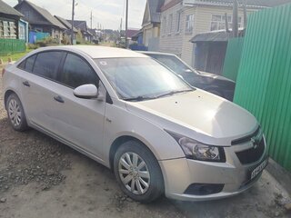 2011 Chevrolet Cruze I, серебристый, 470000 рублей, вид 2