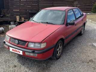 1984 Volkswagen Passat B2, красный, 65000 рублей, вид 1