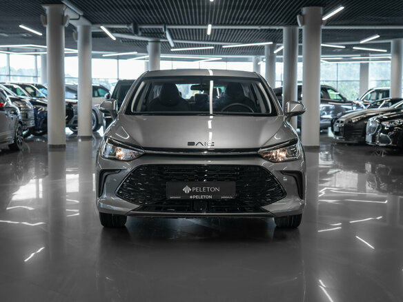 2025 BAIC U5 Plus, серый, 2040000 рублей - вид 2