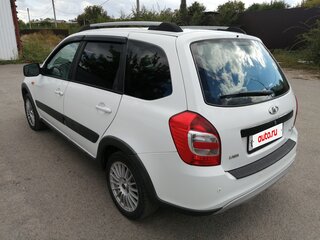 2015 Lada (ВАЗ) Kalina Cross II, белый, 585000 рублей, вид 2