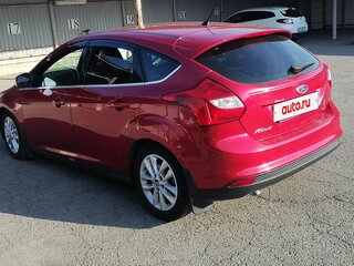 2013 Ford Focus III, красный, 720000 рублей, вид 3