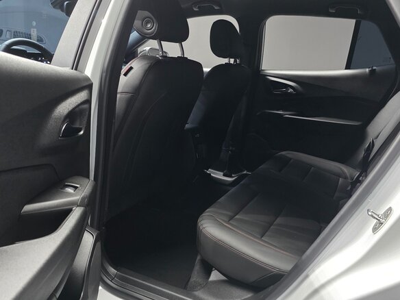 2023 Chevrolet Trax II, белый, 1690001 рублей - вид 20