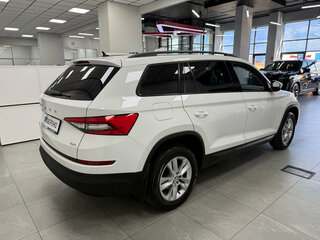 2019 Skoda Kodiaq I, белый, 2399000 рублей, вид 4