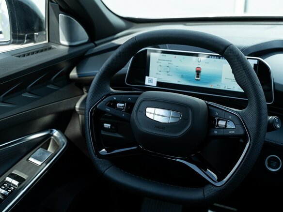 2026 Geely Cityray, серебристый, 2909990 рублей - вид 15