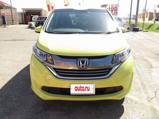 2016 Honda Freed+ II, жёлтый, 1650000 рублей, вид 1