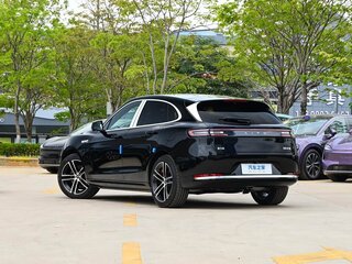 2025 Aito M5 I Рестайлинг, чёрный, 4650000 рублей, вид 5