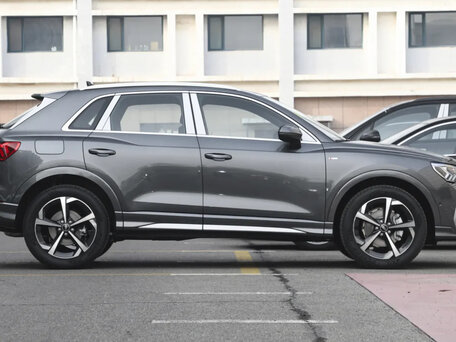2026 Audi Q3 35 TFSI II (F3), серый, 3800000 рублей, вид 5