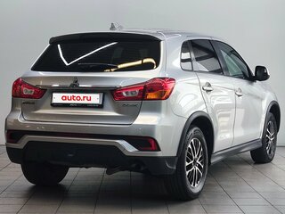 2018 Mitsubishi ASX I Рестайлинг 2, серебристый, 1390000 рублей, вид 5