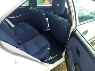 2003 Mitsubishi Carisma I Рестайлинг, белый, 370000 рублей, вид 5
