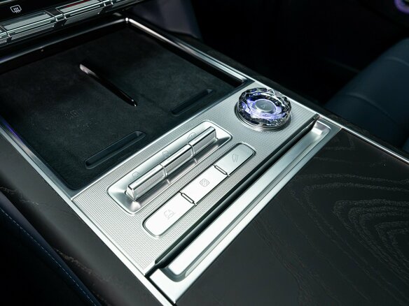 2026 Zeekr 9X 70 kWh, чёрный, 13990000 рублей - вид 29