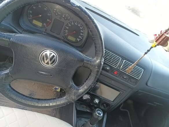 1998 Volkswagen Golf IV, чёрный, 160000 рублей - вид 12
