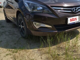 2016 Hyundai Solaris I Рестайлинг, коричневый, 990000 рублей, вид 2