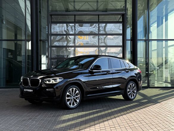 2019 BMW X4 30i II (G02), чёрный, 3800000 рублей - вид 2